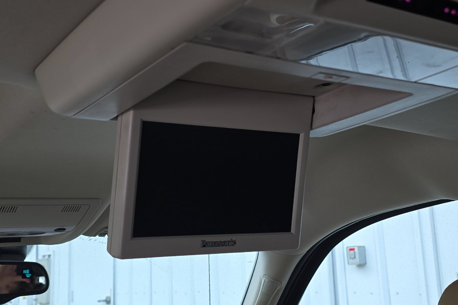 Used 2007 GMC Sierra 1500 SLT w/ Entertainment Package AWD/4WD image 15