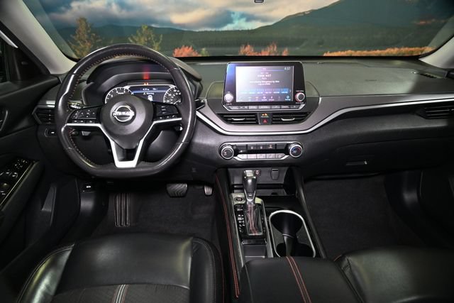 Used 2024 Nissan Altima 2.5 SR FWD image 53
