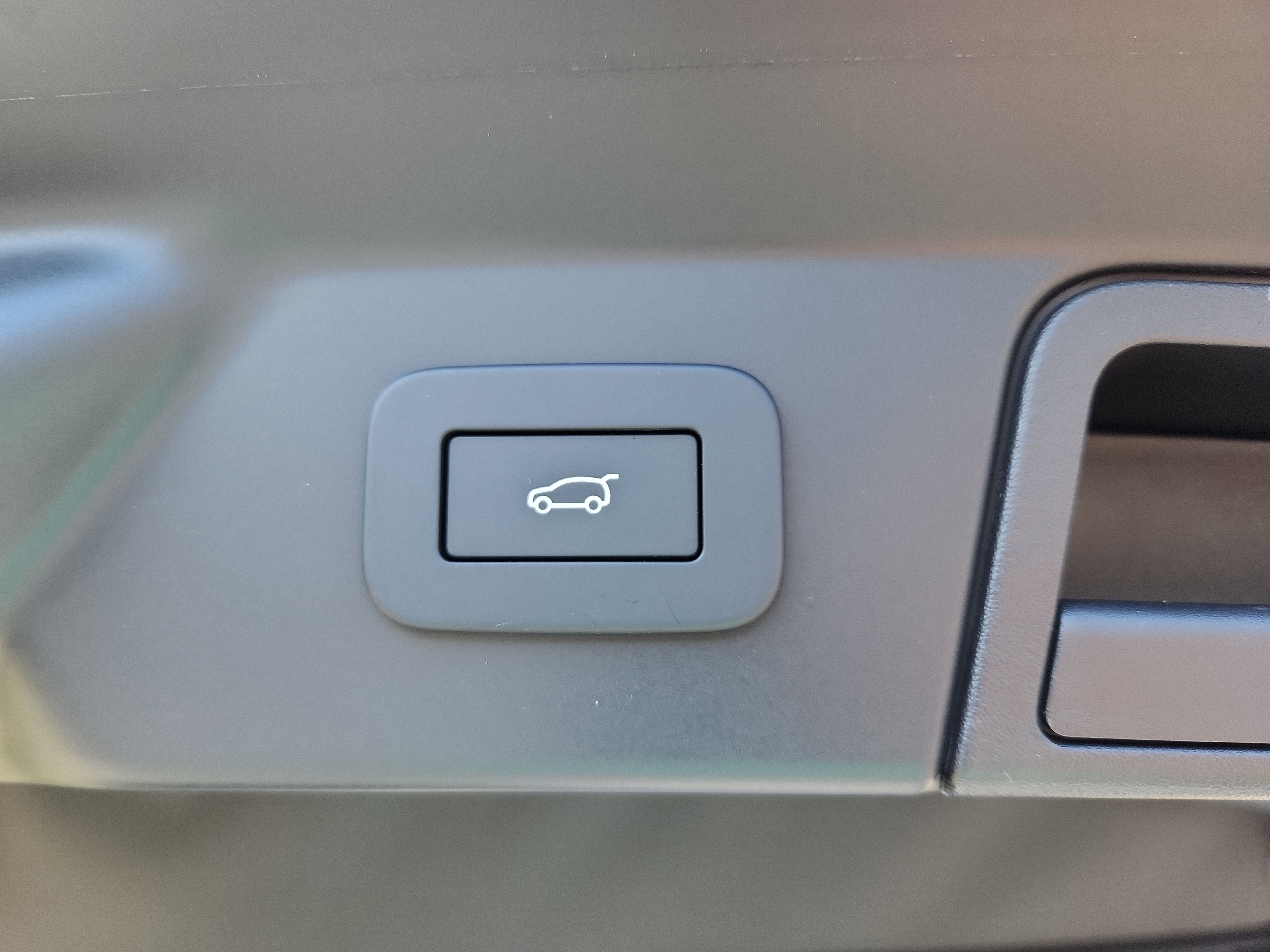 New 2026 Land Rover Range Rover Velar Dynamic SE image 14