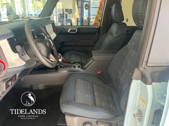 New 2025 Ford Bronco Heritage Edition image 9