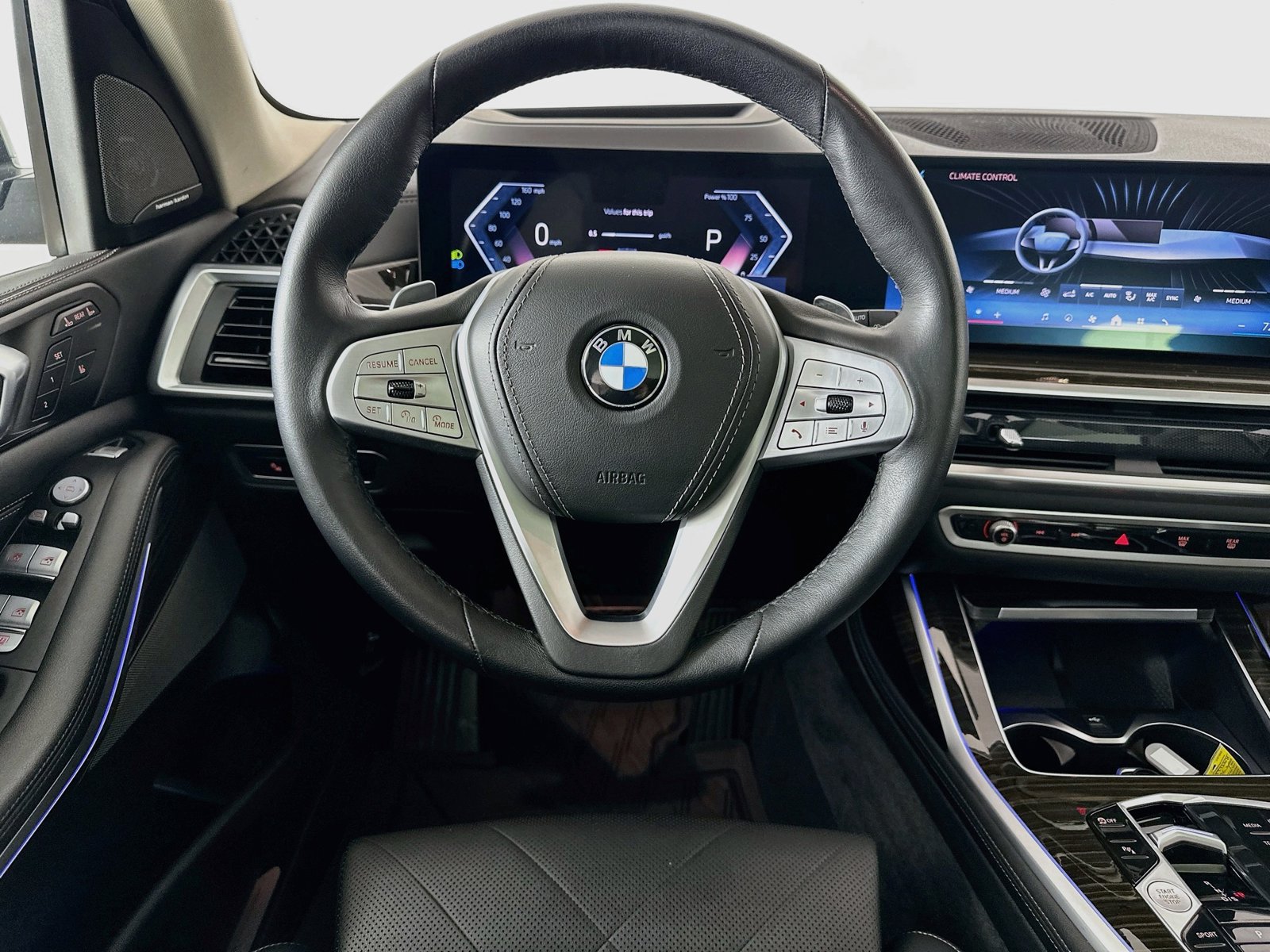 Used 2024 BMW X7 xDrive40i w/ Premium Package AWD/4WD image 15