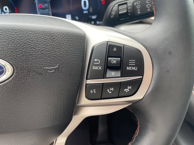 Certified 2025 Ford Explorer Active w/ Active Comfort Package AWD/4WD image 35