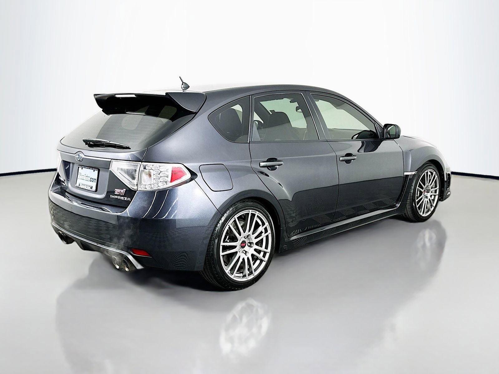 Used 2010 Subaru Impreza WRX STI AWD/4WD image 8