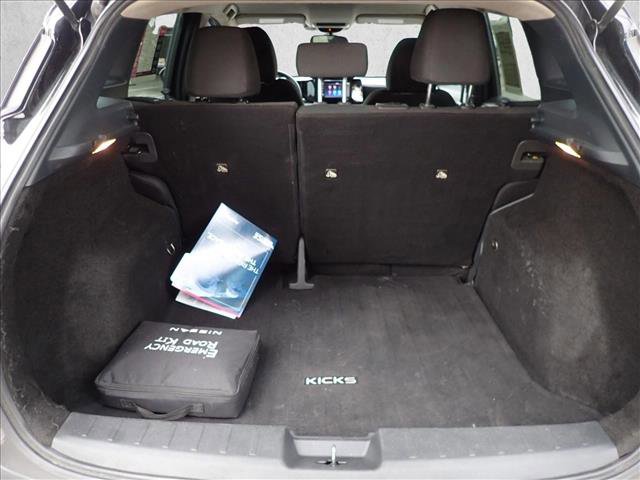 Used 2025 Nissan Kicks S image 8