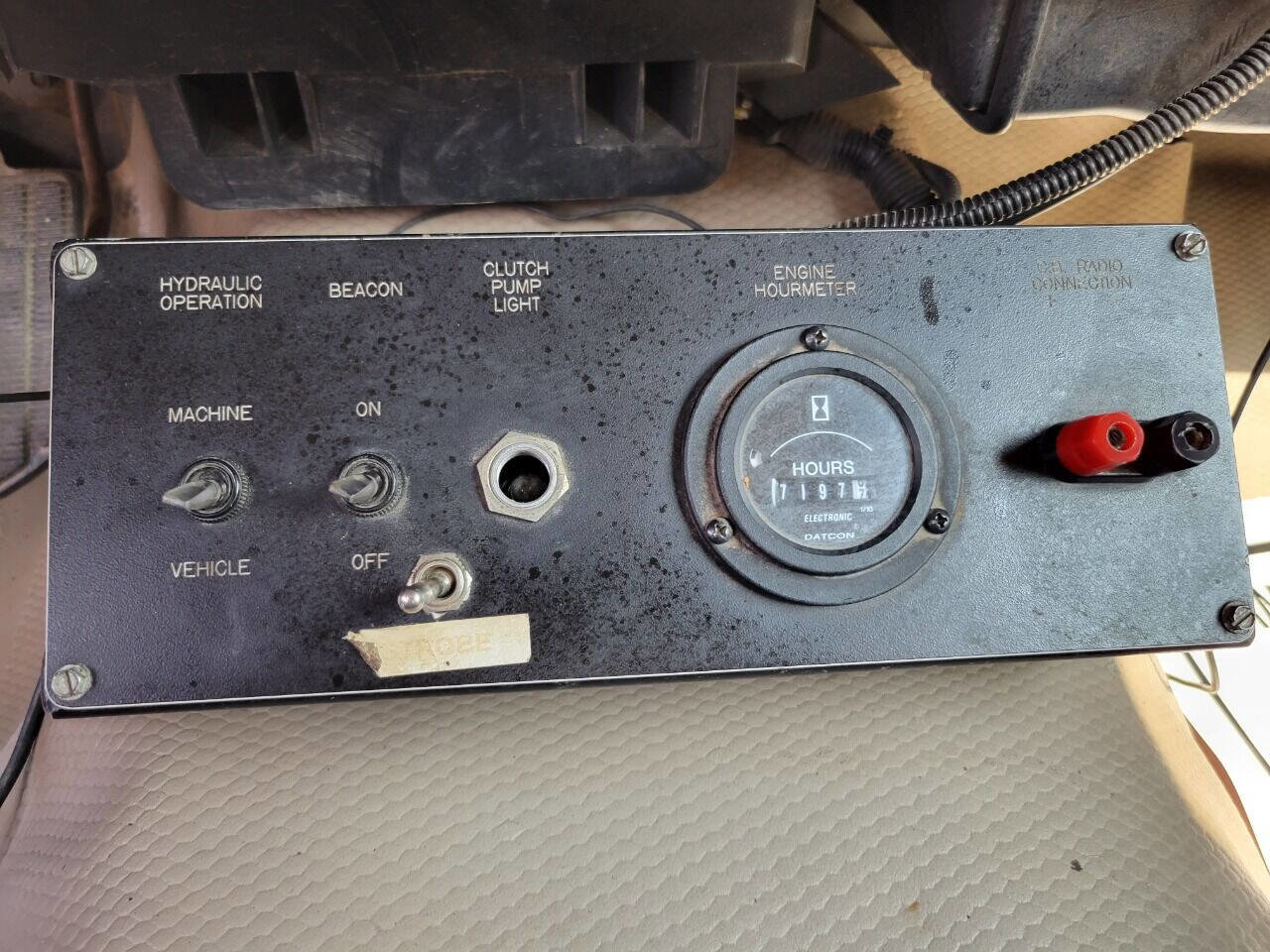 Used 1998 GMC Sierra 3500 2WD Regular Cab HD image 26