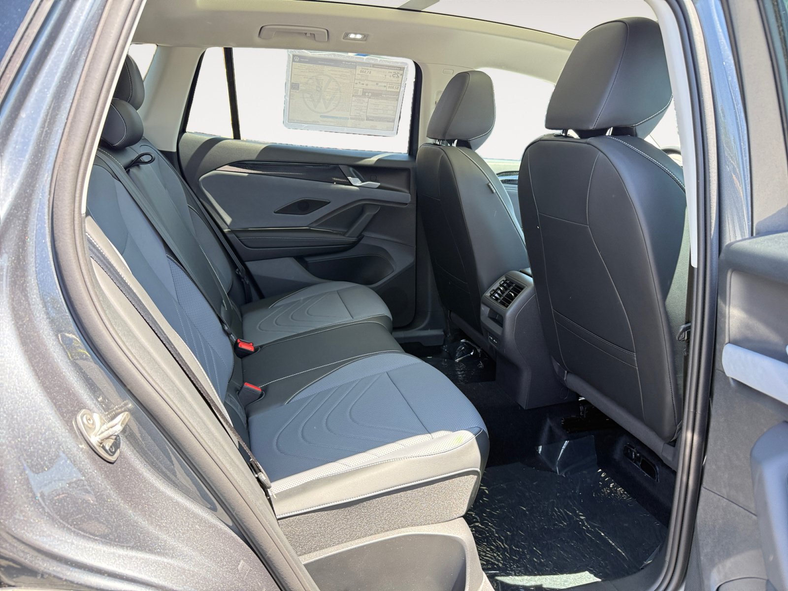 New 2026 Volkswagen Tiguan SE AWD/4WD image 18