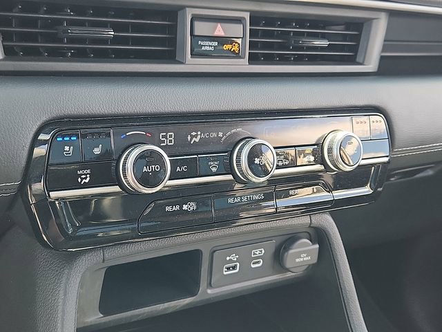 Used 2025 Honda Pilot Elite image 16