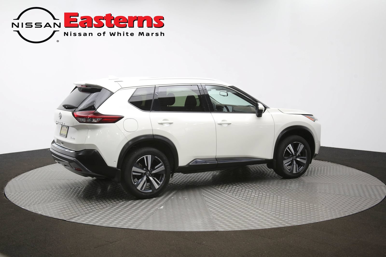 Used 2023 Nissan Rogue SL w/ SL Premium Package AWD/4WD image 45