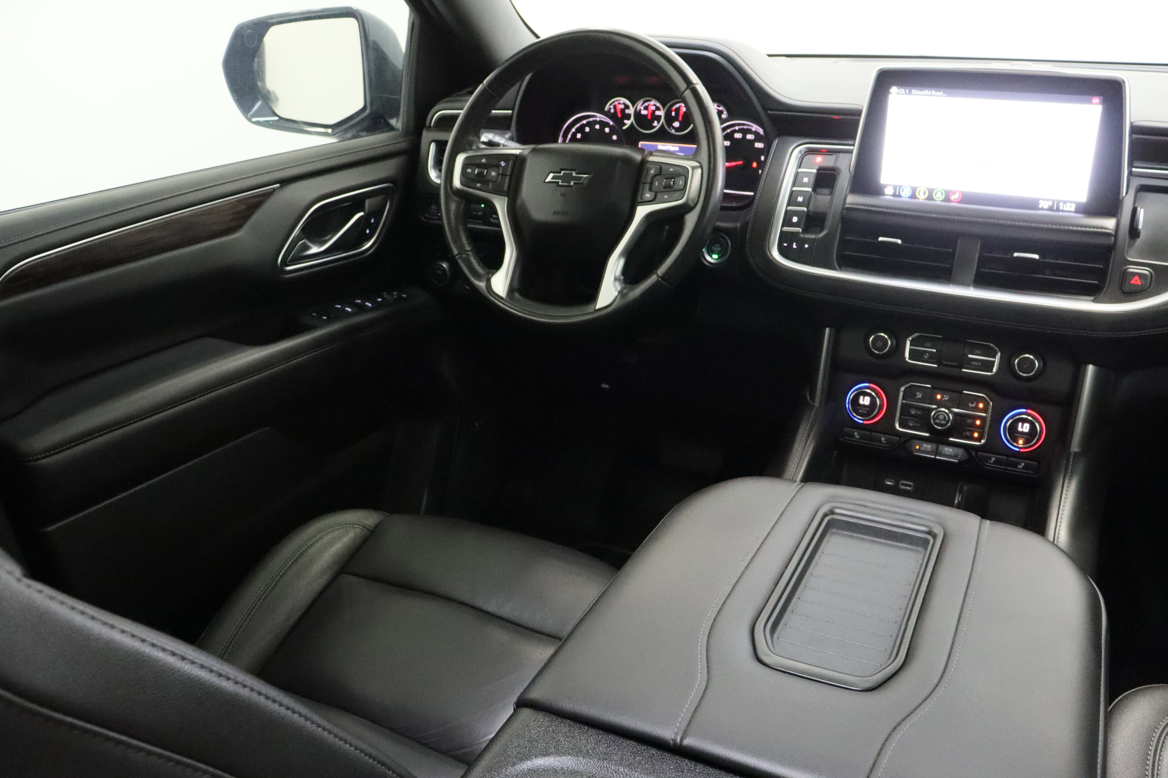 Used 2021 Chevrolet Tahoe Z71 w/ Rear Media and Nav Package AWD/4WD image 35