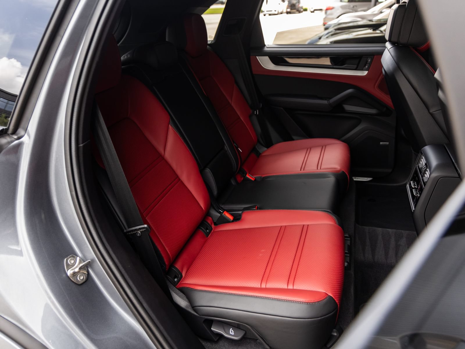 New 2026 Porsche Cayenne AWD/4WD image 40