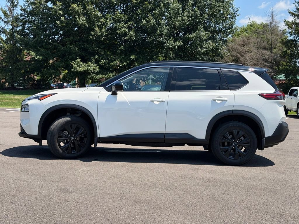 Certified 2023 Nissan Rogue SV w/ SV Premium B Package AWD/4WD image 3