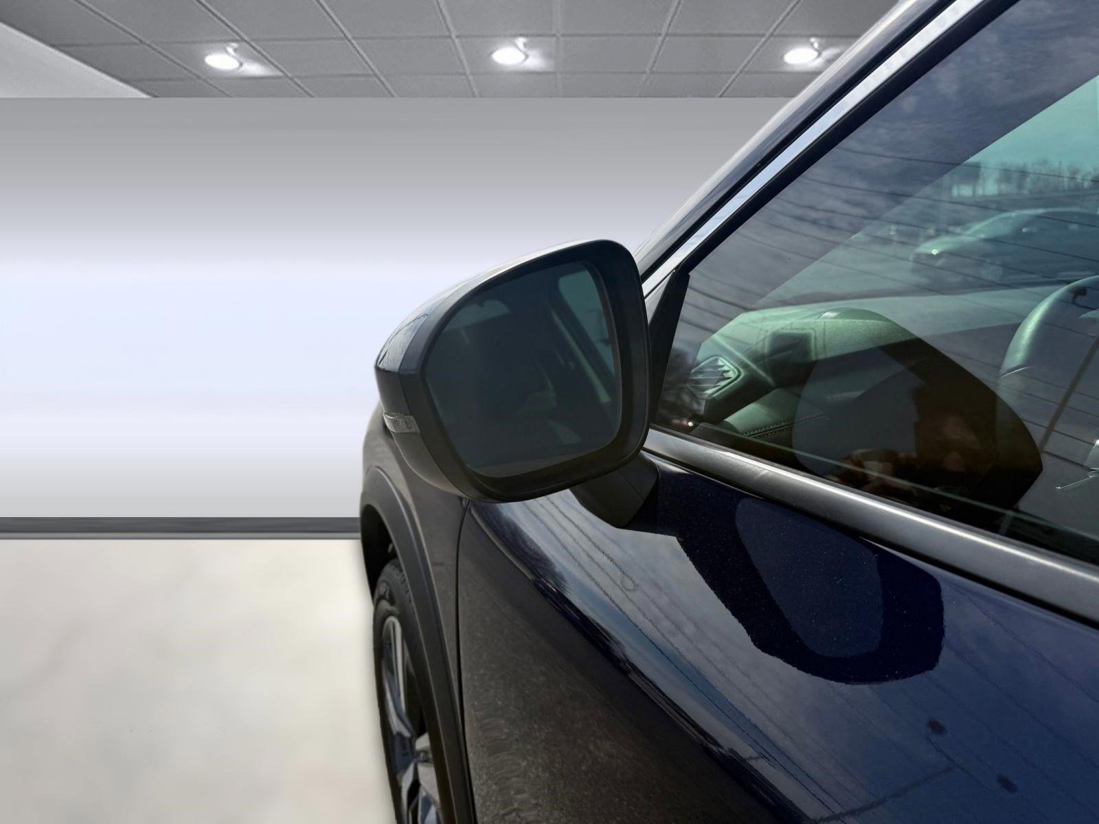 Certified 2024 Nissan Rogue SL w/ SL Premium Package image 19