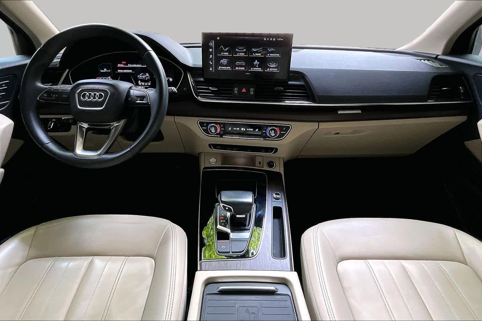Used 2021 Audi Q5 2.0T Premium Plus w/ Premium Plus Package AWD/4WD image 15