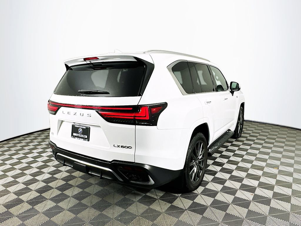 Used 2024 Lexus LX 600 F Sport image 9