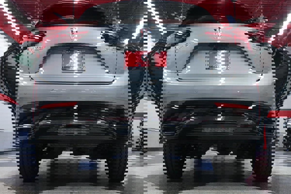 Used 2025 Buick Envision Sport Touring image 28