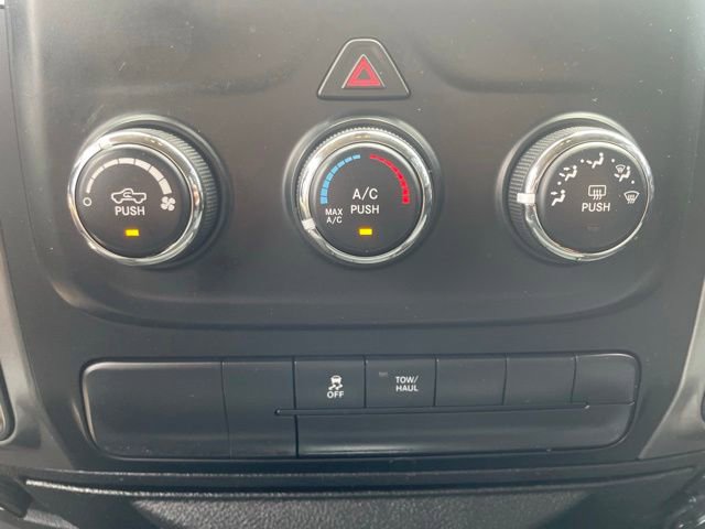 Used 2021 RAM 1500 Classic SLT RWD image 20