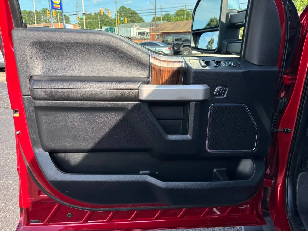 Used 2015 Ford F150 Lariat AWD/4WD image 17