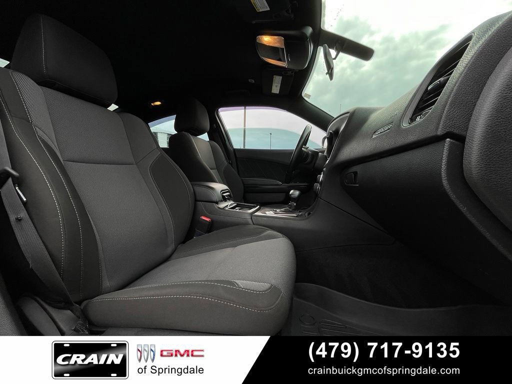 Used 2021 Dodge Charger SXT w/ Blacktop Package RWD image 27