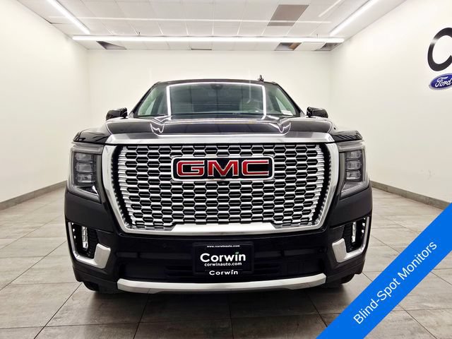 Used 2022 GMC Yukon XL Denali w/ Denali Ultimate Package AWD/4WD image 7