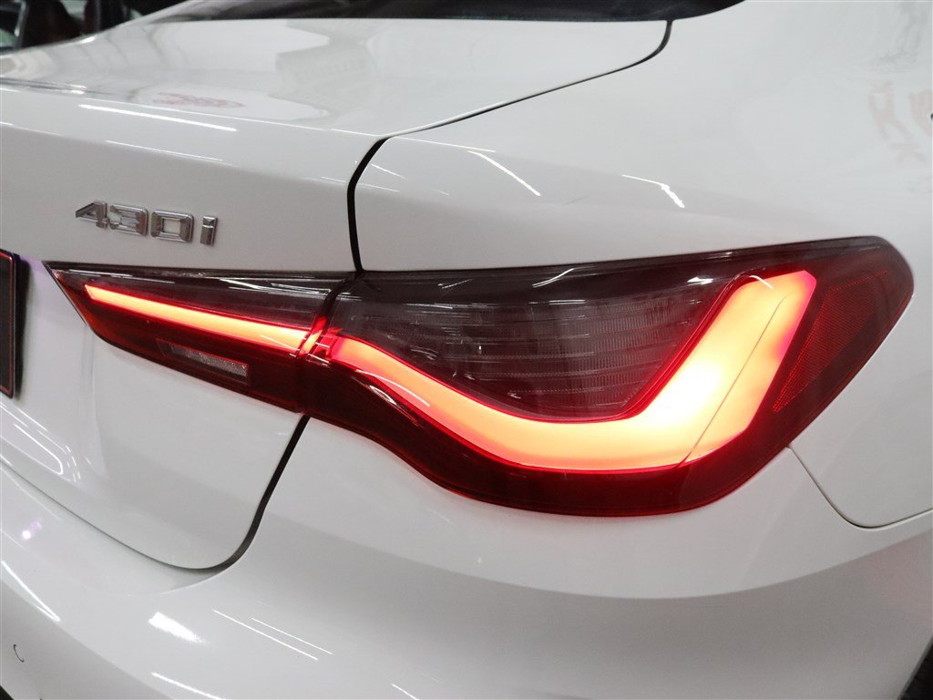 Used 2021 BMW 430i xDrive Coupe w/ Premium Package AWD/4WD image 11