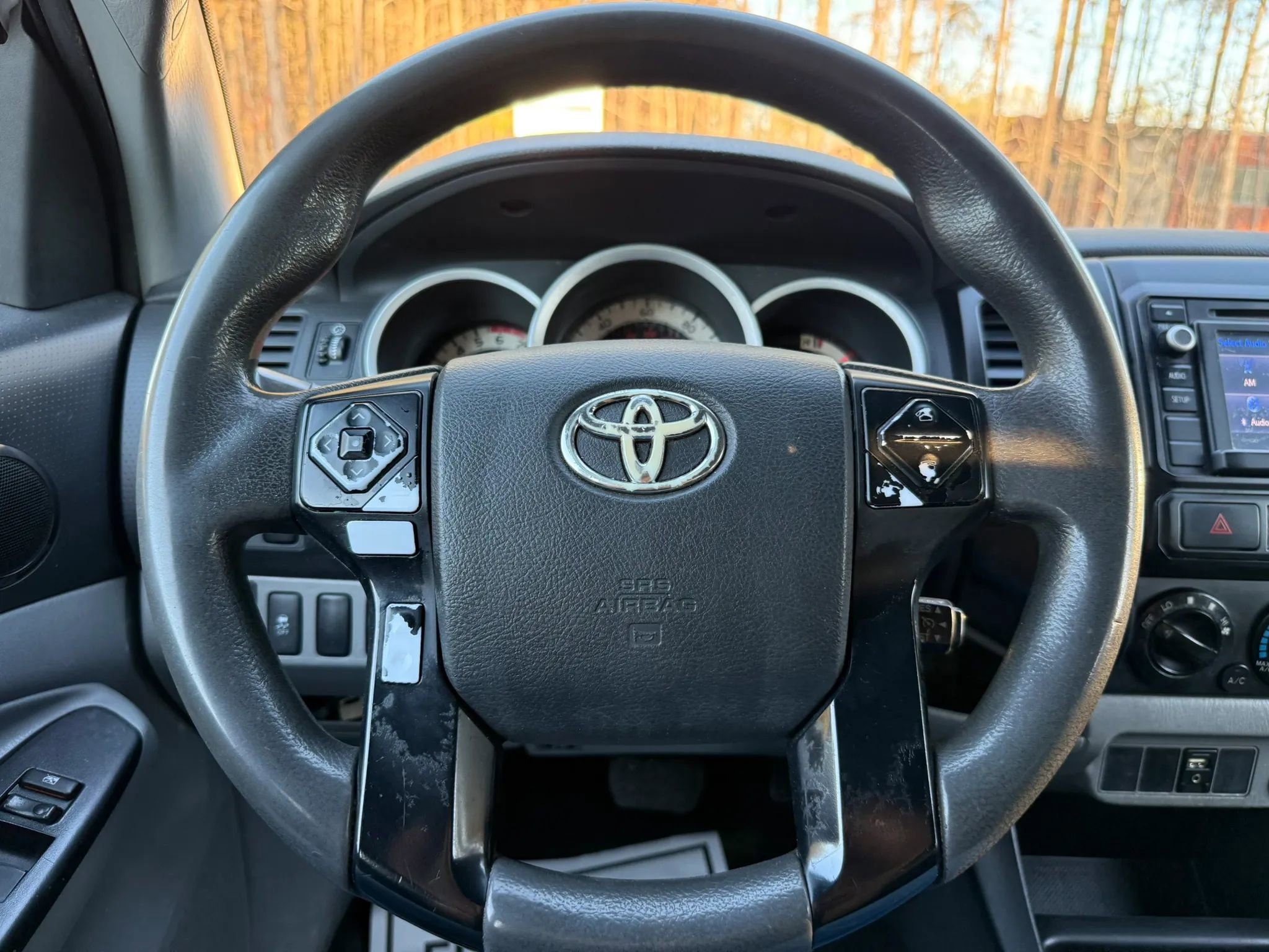 Used 2015 Toyota Tacoma 2WD Access Cab image 17