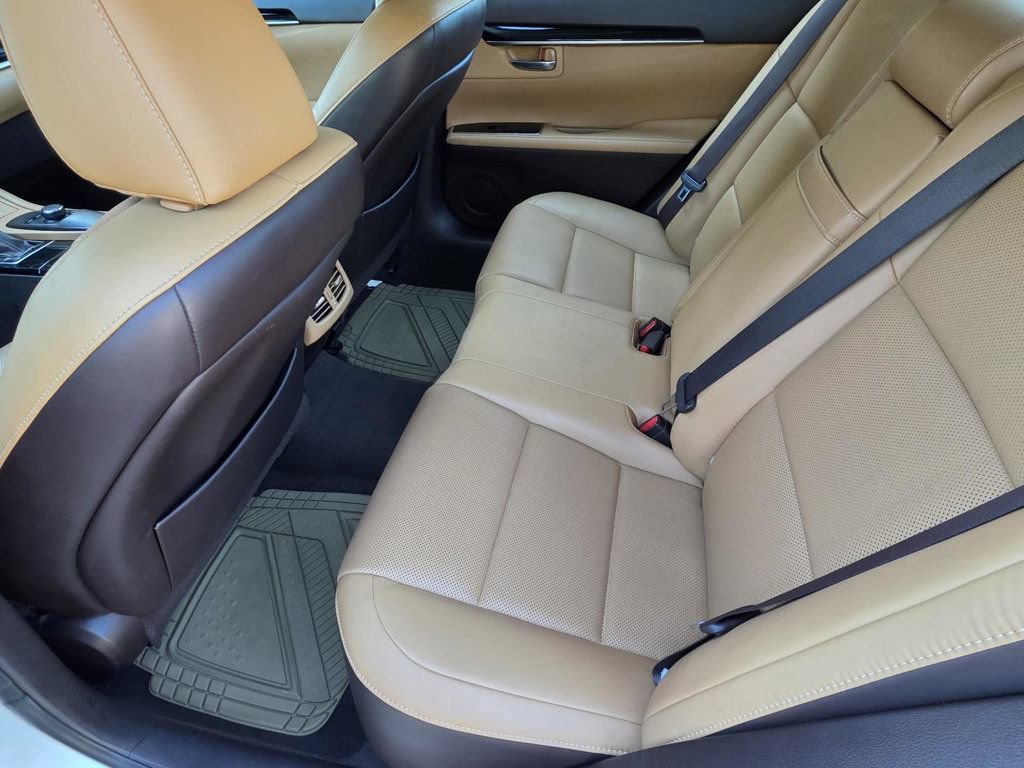 Used 2017 Lexus ES 350 FWD image 9