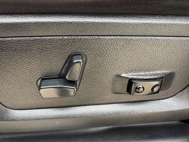 Used 2020 RAM 2500 Limited AWD/4WD image 29
