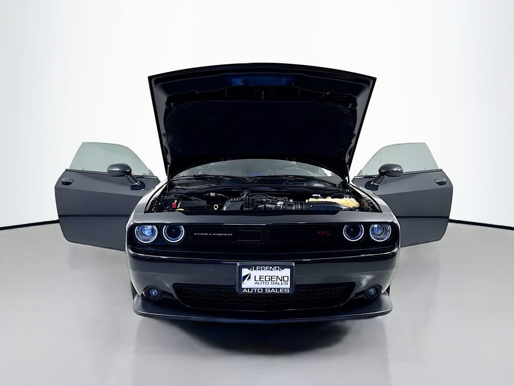 Used 2015 Dodge Challenger R/T Scat Pack w/ Scat Pack Appearance Package RWD image 23