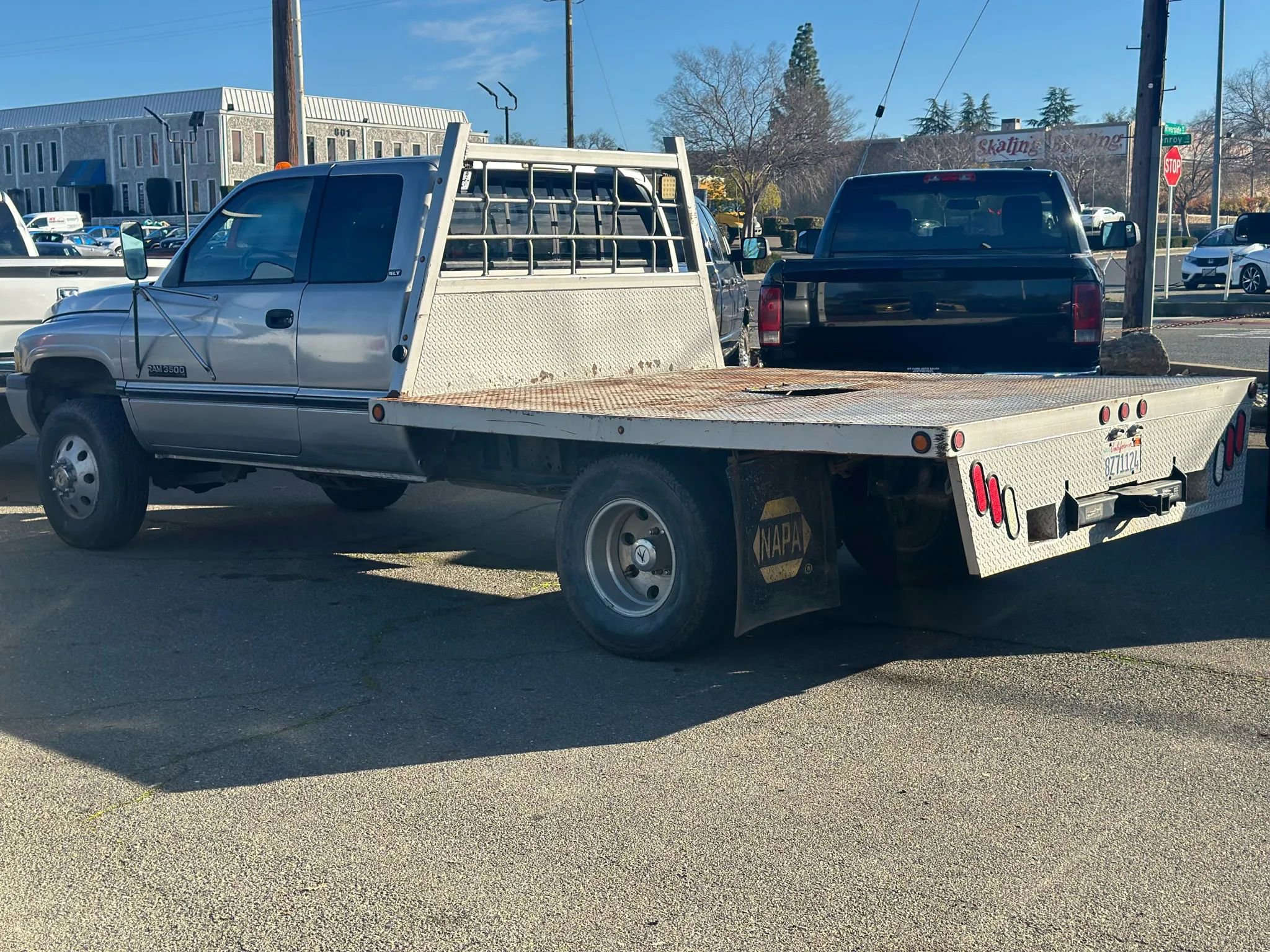 Used 1997 Dodge Ram 3500 Truck 4x4 Club Cab image 2