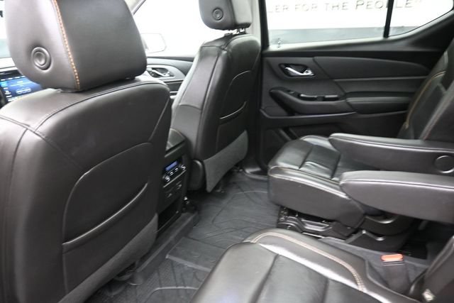 Used 2021 Chevrolet Traverse LT w/ LT Premium Package AWD/4WD image 25
