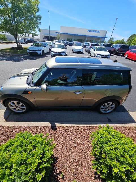 Used 2009 MINI Cooper Clubman Hardtop FWD image 1