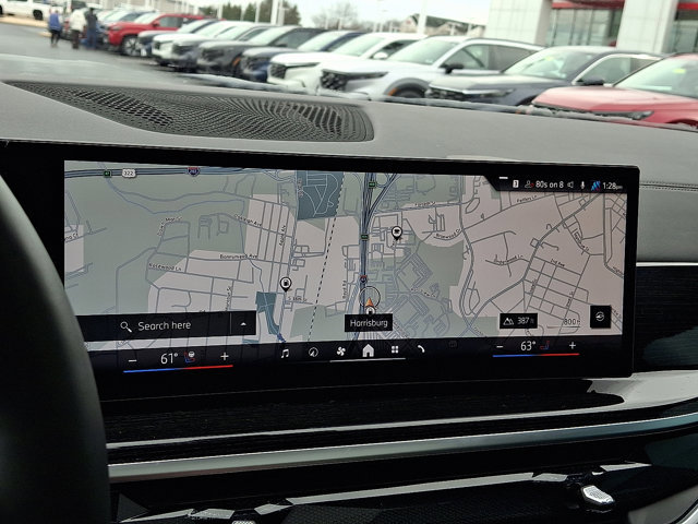 Used 2026 BMW X5 xDrive50e image 19