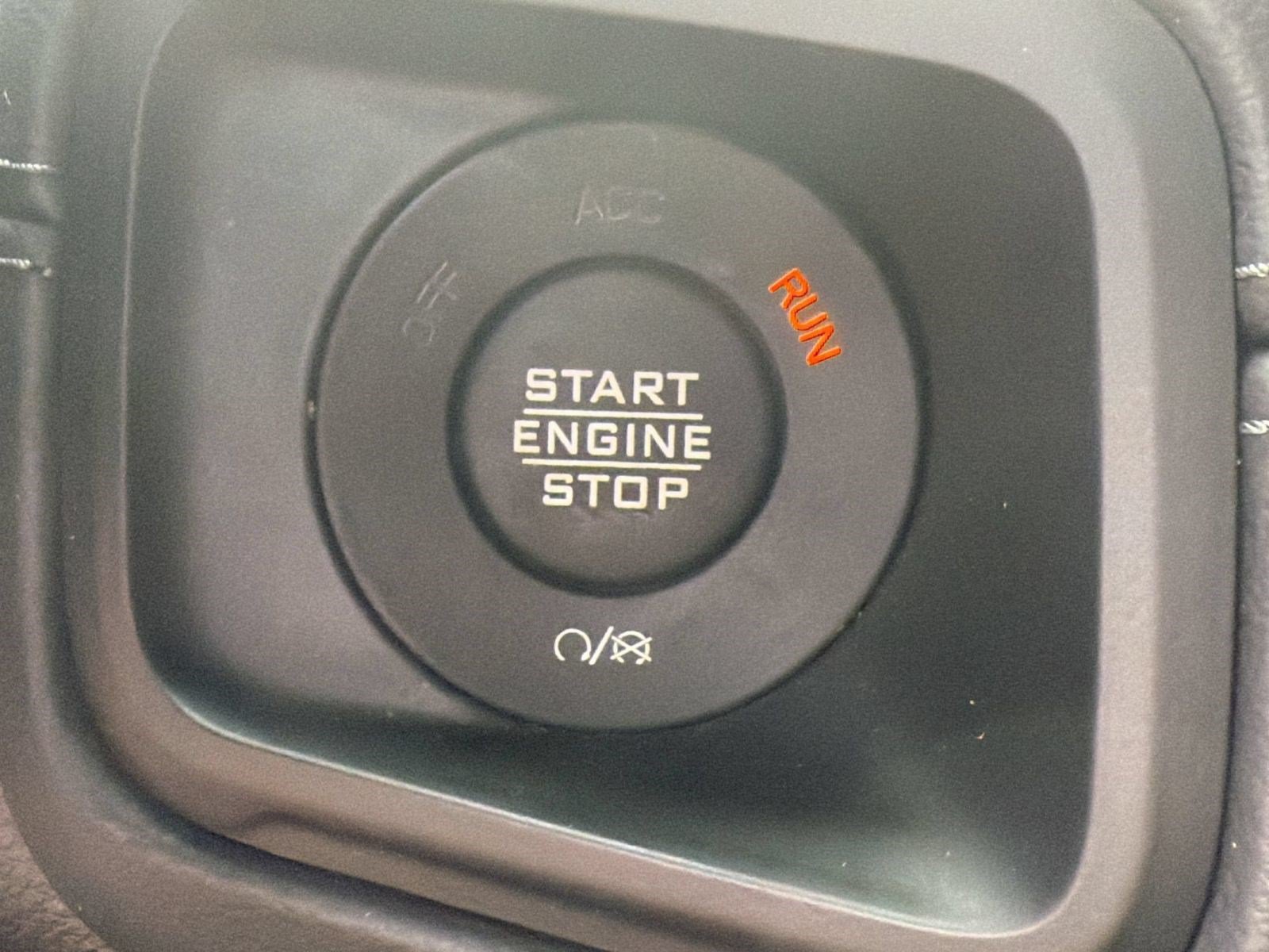 Used 2024 Jeep Wrangler Rubicon w/ Safety Group AWD/4WD image 16