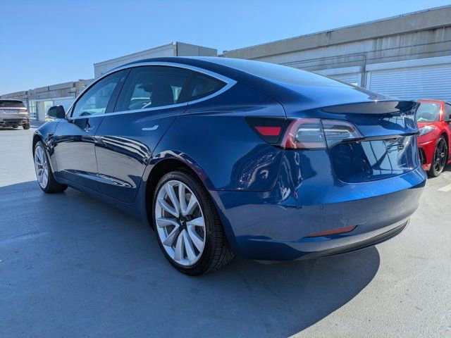 Used 2020 Tesla Model 3 Standard Range Plus image 5
