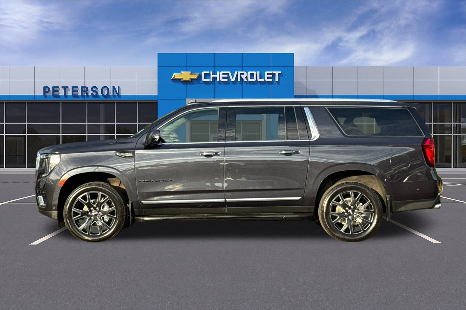 Certified 2024 GMC Yukon XL Denali image 7