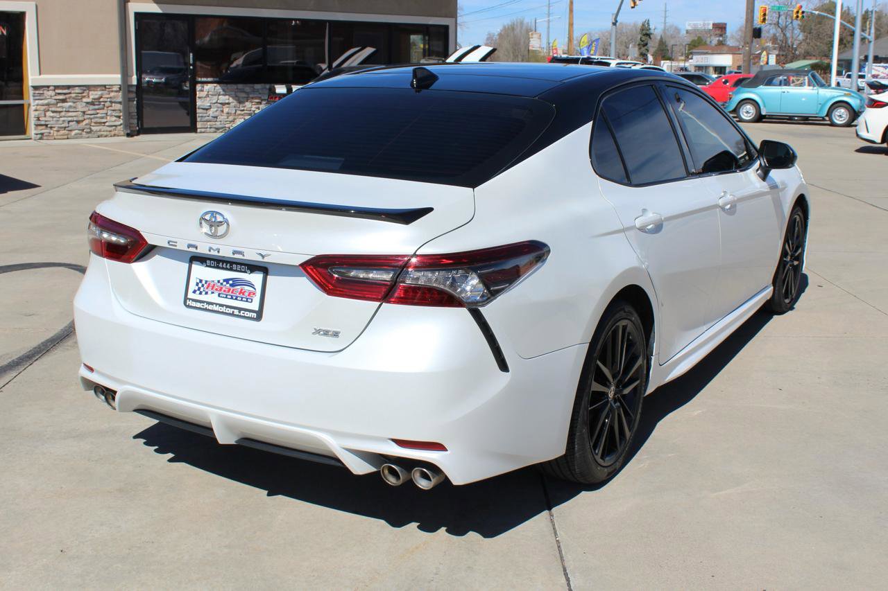 Used 2023 Toyota Camry XSE FWD image 8