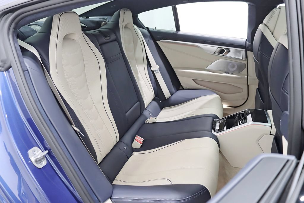 Used 2025 BMW ALPINA B8 xDrive Gran Coupe AWD/4WD image 36
