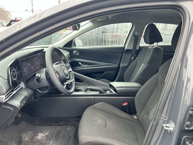 Certified 2024 Hyundai Elantra SEL image 9