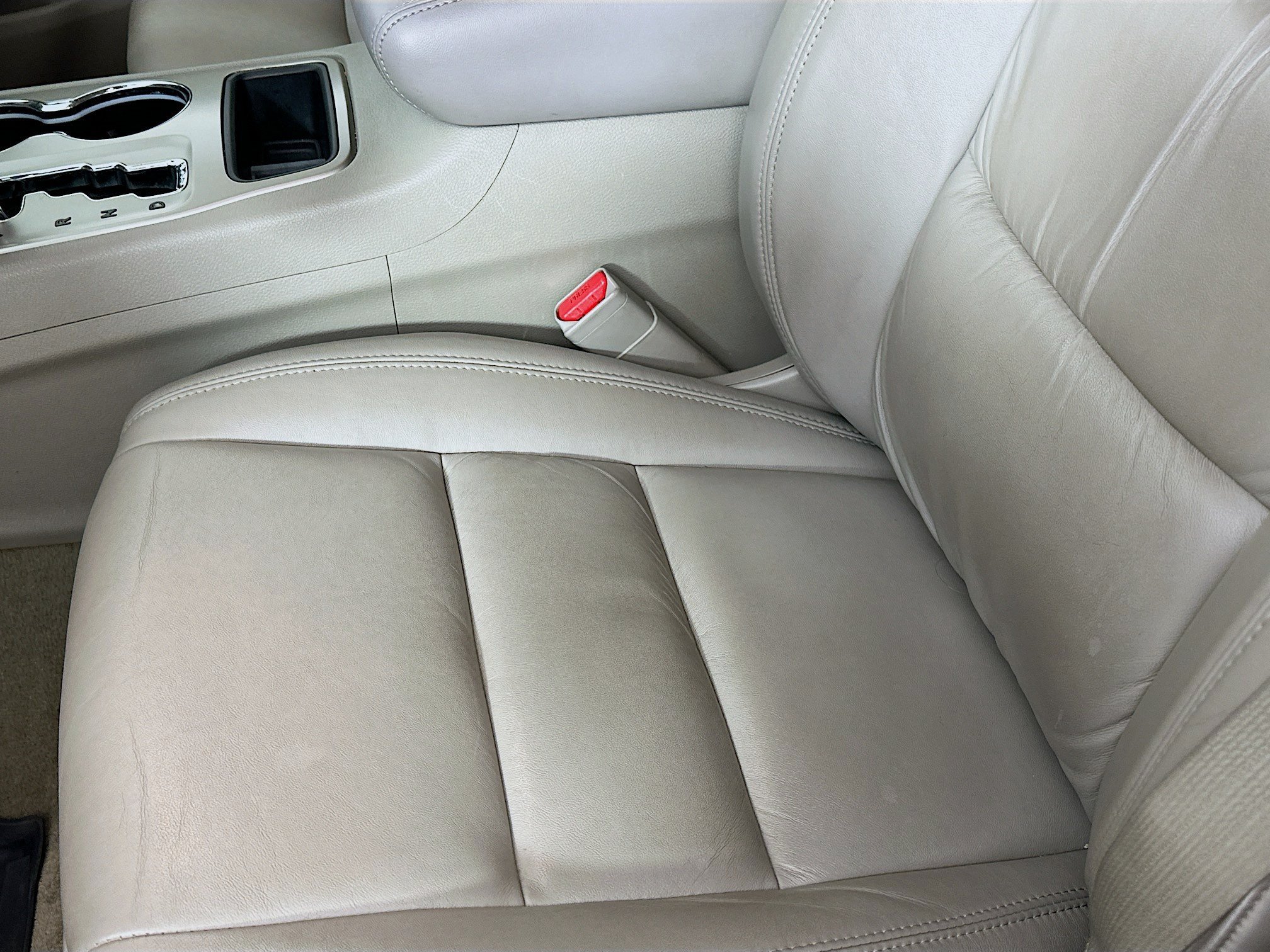 Used 2011 Jeep Grand Cherokee Laredo AWD/4WD image 22