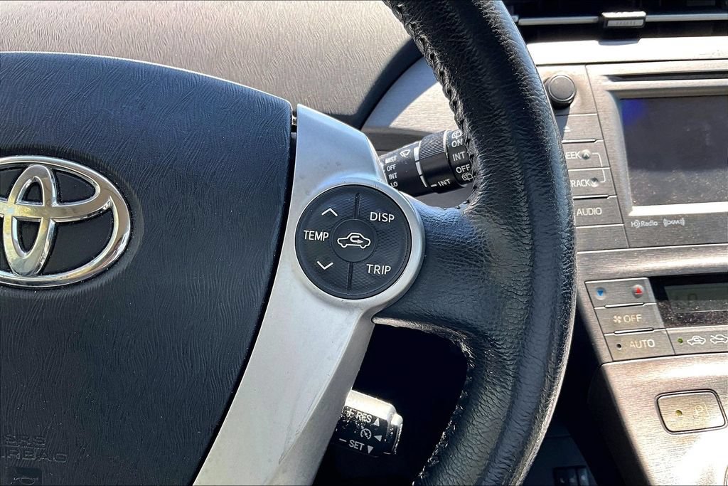 Used 2015 Toyota Prius Four FWD image 26