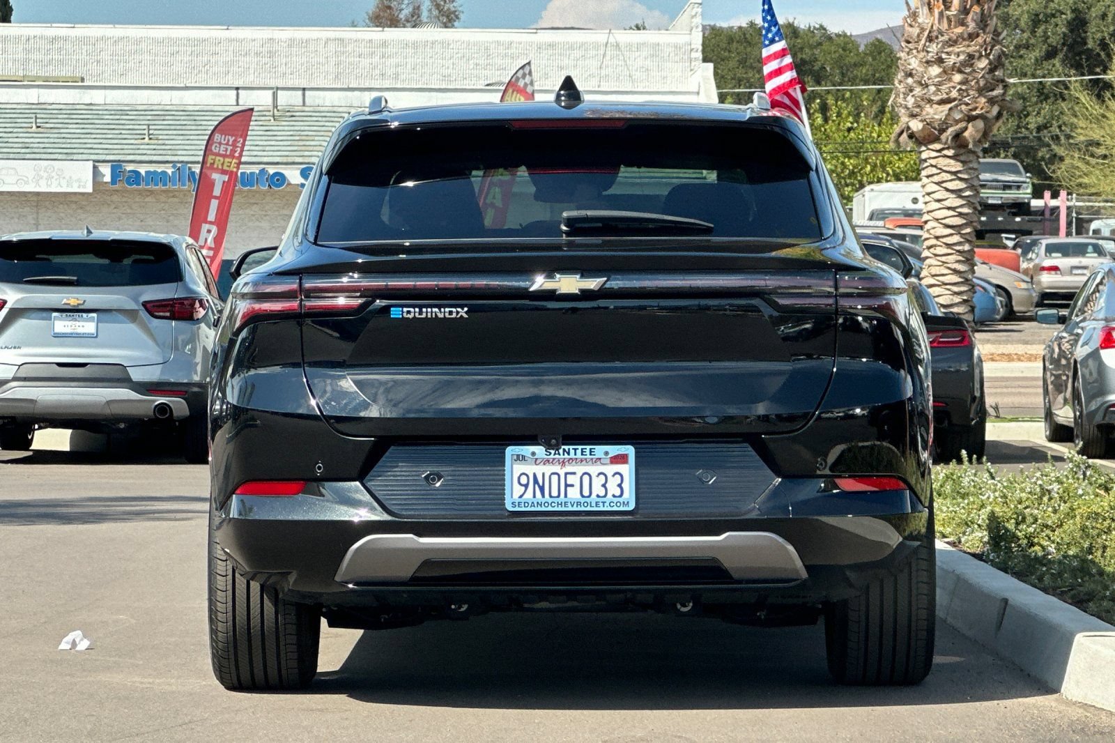 Used 2024 Chevrolet Equinox EV LT FWD image 5