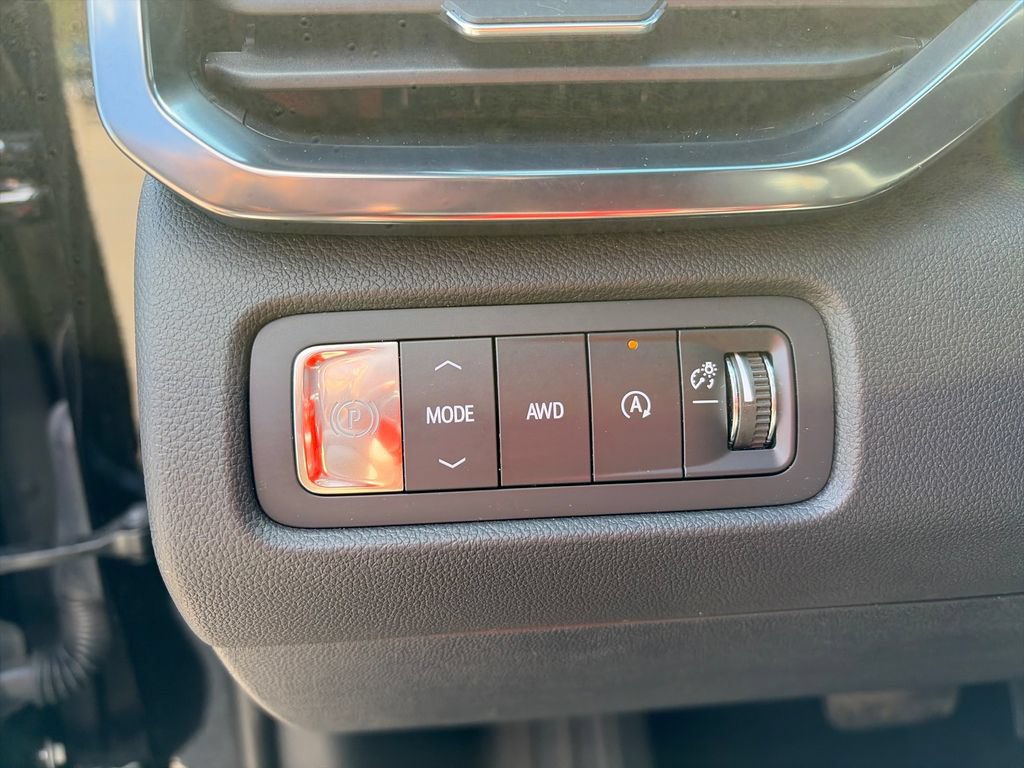 Used 2024 GMC Acadia AT4 w/ Luxury Package AWD/4WD image 37