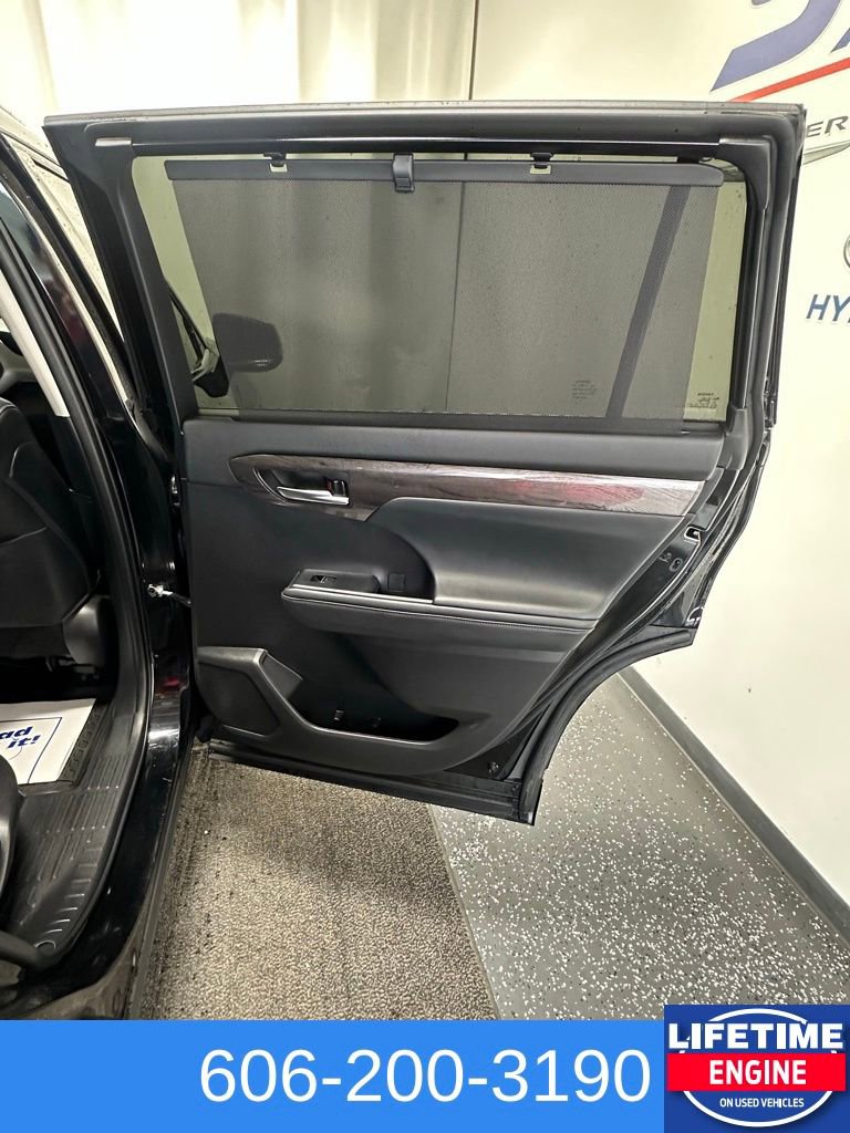 Used 2022 Toyota Highlander Platinum image 24