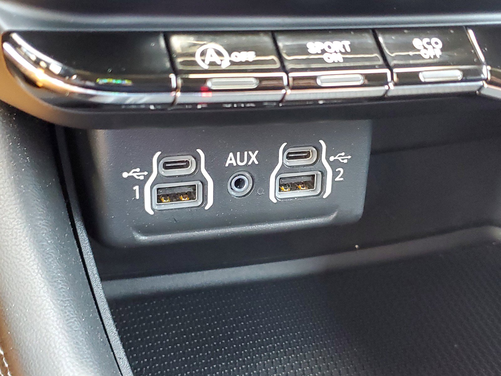 Used 2022 Dodge Durango GT image 31