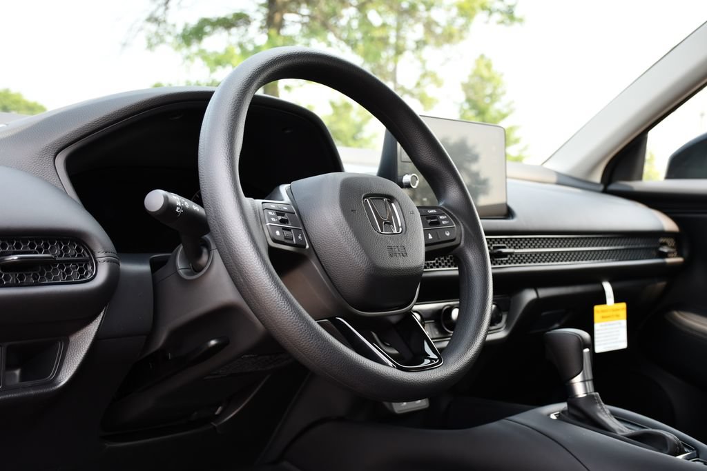 New 2027 Honda HR-V LX image 11