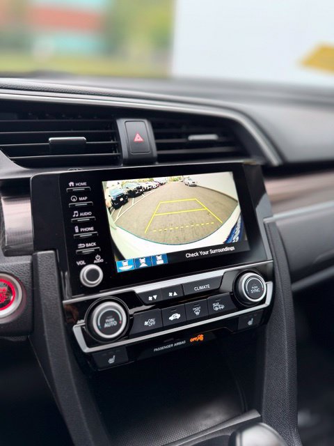 Used 2019 Honda Civic Touring image 12