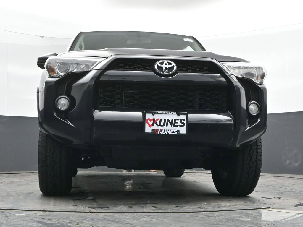 Used 2015 Toyota 4Runner SR5 image 44