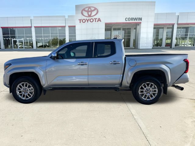 Used 2024 Toyota Tacoma Limited w/ Limited Package (LT) AWD/4WD image 2