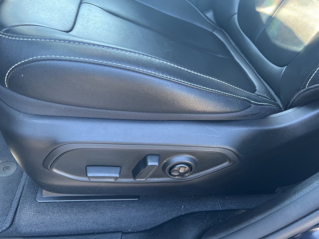 Used 2023 Jeep Grand Cherokee 4WD 4xe image 11