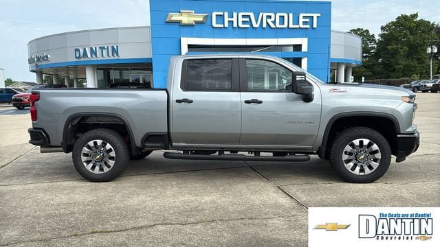 Used 2026 Chevrolet Silverado 2500 Custom w/ Custom Value Package AWD/4WD image 29